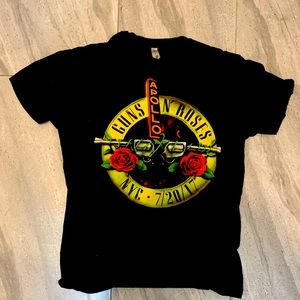 Guns and roses T-shirt